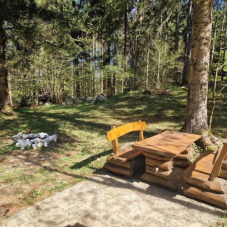 Koca V Gozdu, Forest House Near Блед Екстериор снимка