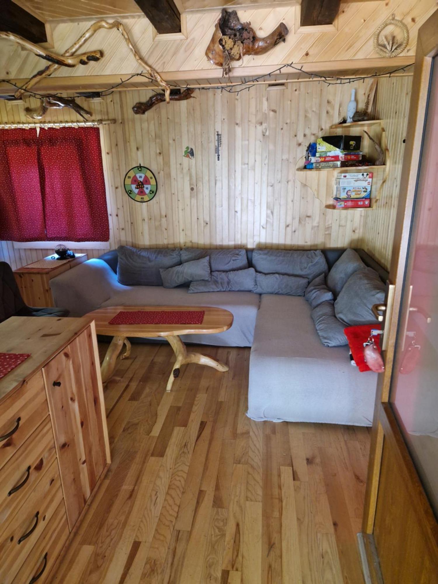 Koca V Gozdu, Forest House Near Блед Екстериор снимка